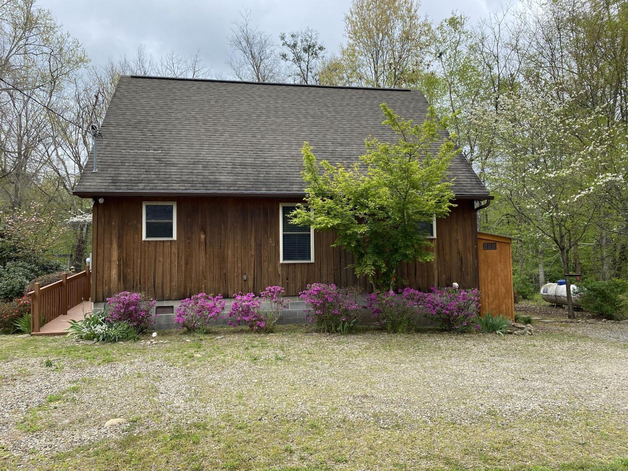 Gray'S Place On Cosby Creek - 2 Bedrooms, 2 Baths, Sleeps 6 Home Buitenkant foto